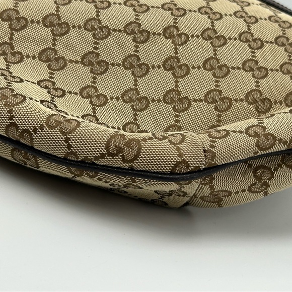 (SOLD) Gucci Brown Monogram Canvas Hobo Messenger Cross-Body Bag - Picture 8 of 16